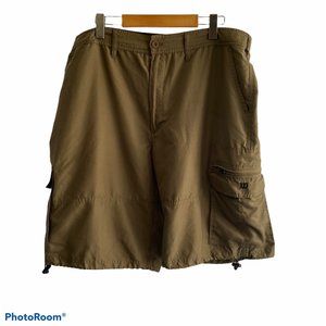 Wilson Ultra Men's Size 38 Cargo Golf Shorts